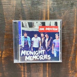 One Direction Midnight Memories album